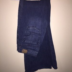 Hi rise American Eagle artist flare jeans